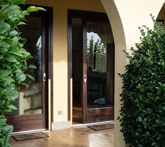 Sunny Garden With View - Peaceful Escape Near Maggiore Luino