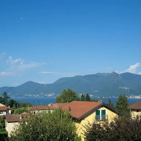 Lake View Villa With Garage And Ev Standard Plug Luino